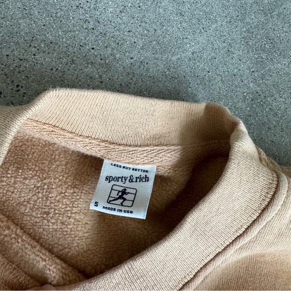 Sporty and rich health club sweatshirt - Picture 5 of 8